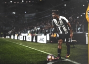 开云体育入口-赛道与球场，杜兰特的攻防转换如何诠释F1年度争冠之夜