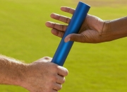 开云体育在线-赛道新王，威廉姆斯车队如何以技术革新碾压红牛，拉塞尔刷新单圈纪录