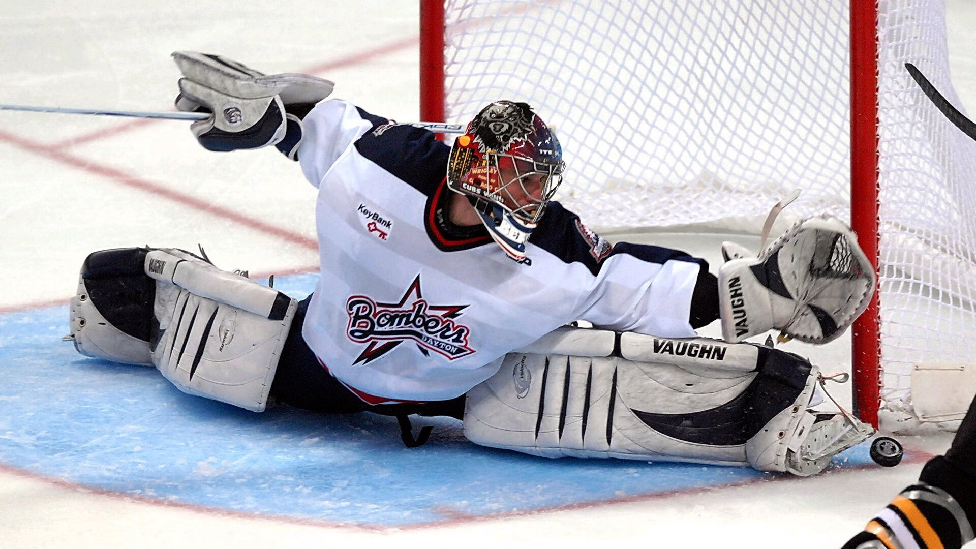 西决生死战焦点战,哥斯达黎加血拼波兰,一场定义荣耀的终极对决