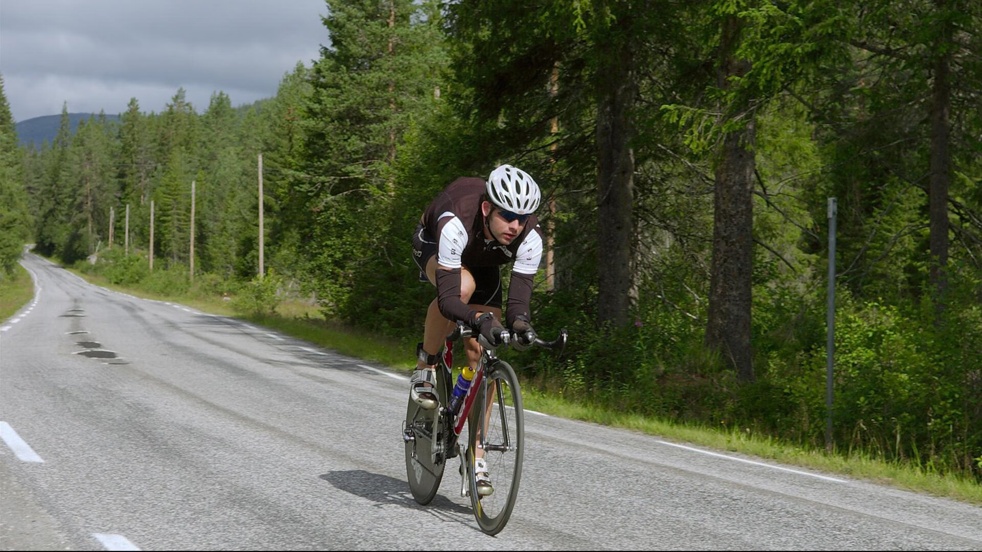 绿茵场外的翻盘，当韩国队逆袭葡萄牙，奥恰洛夫在球台统治全场